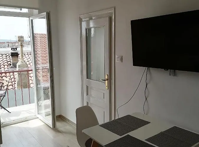 Kupus By Arena Apartment *
